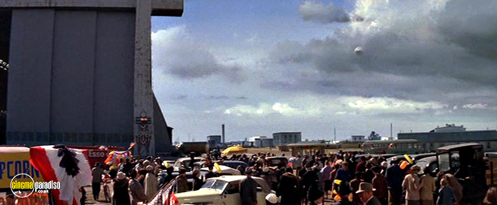 A still #8 from The Hindenburg (1975)