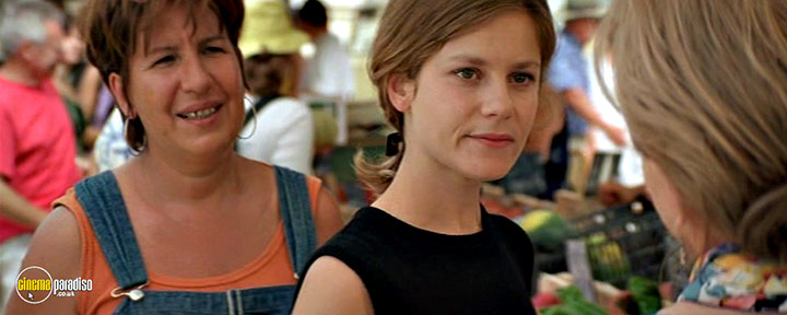 A still #25 from Bed and Breakfast (2003)