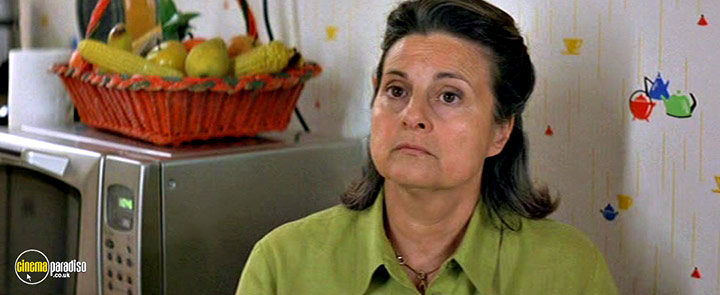 A still #13 from Bed and Breakfast (2003)