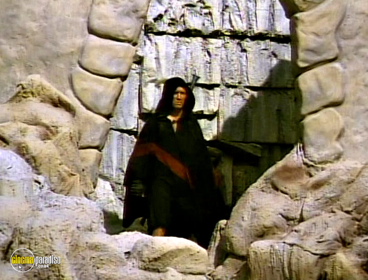 A still #33 from The Warrior and the Sorceress (1984)