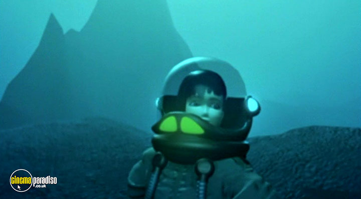 A still #16 from Blue Remains (2001)