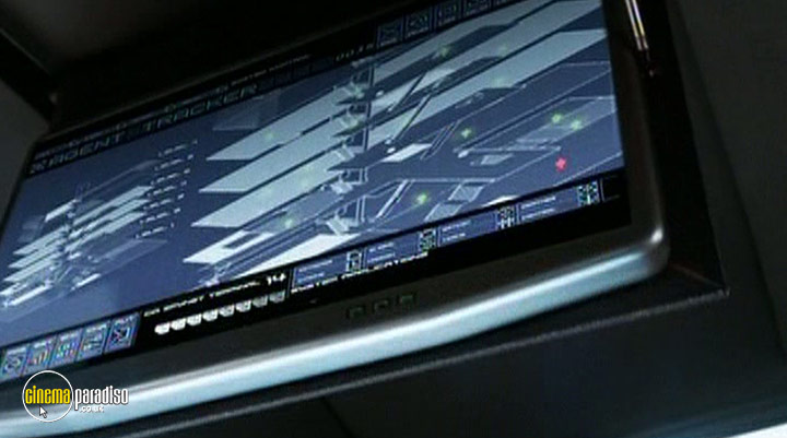 A still #14 from Agent Cody Banks 2: Destination London (2004)