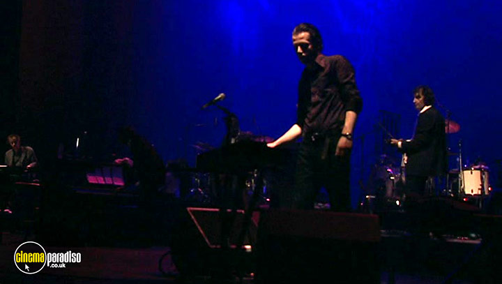 A still #7 from Nick Cave and The Bad Seeds: The Abbatoir Blues Tour (2004)