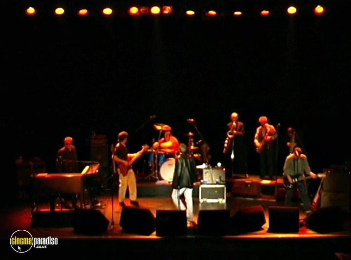 A still #6 from Southside Johnny and the Asbury Jukes: Live at the Opera House (2002)