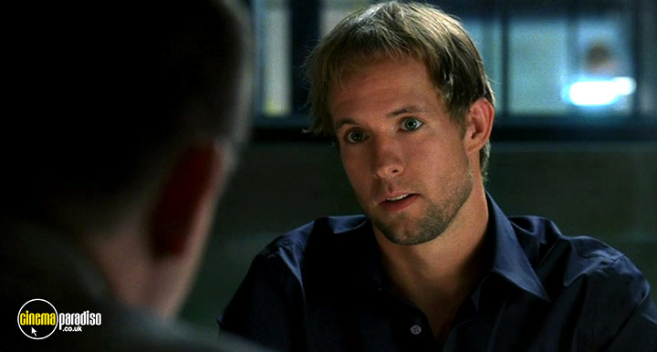 A still #9 from CSI: Series 3: Part 1 (2002)