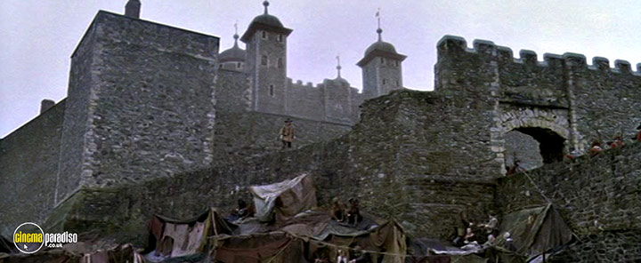 A still #21 from To Kill a King (2003)