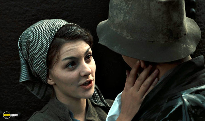 A still #32 from Larks on a String (1969)