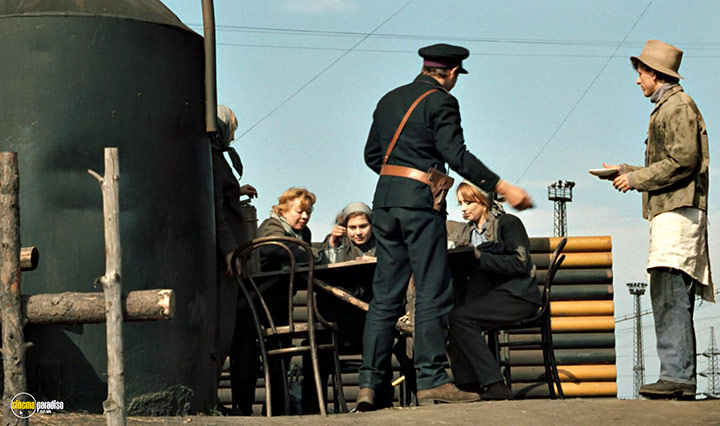 A still #16 from Larks on a String (1969)
