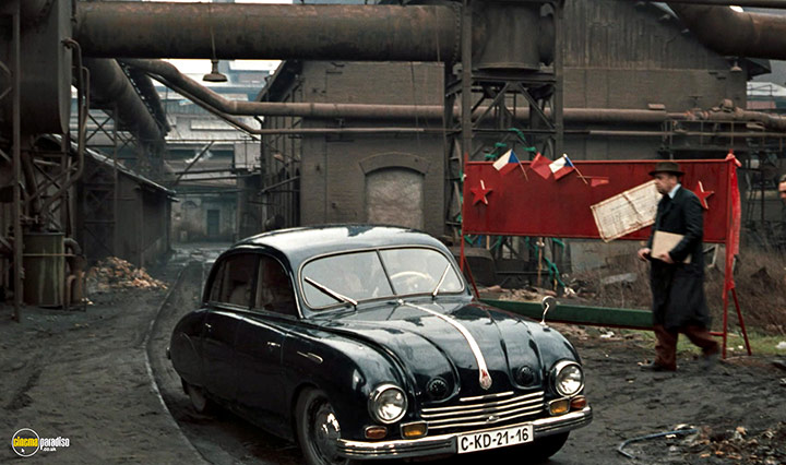 A still #12 from Larks on a String (1969)