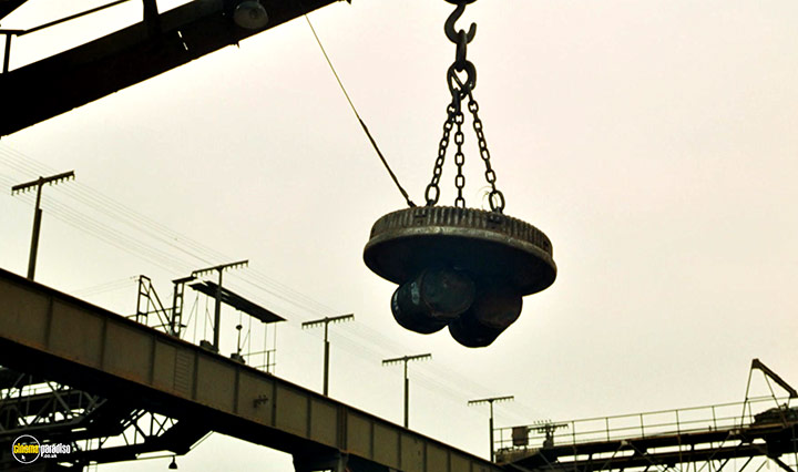 A still #3 from Larks on a String (1969)