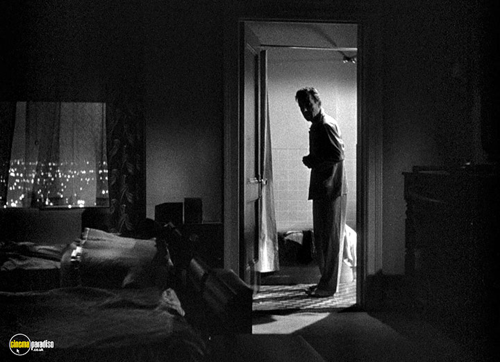 A still #43 from Dead Reckoning (1947)