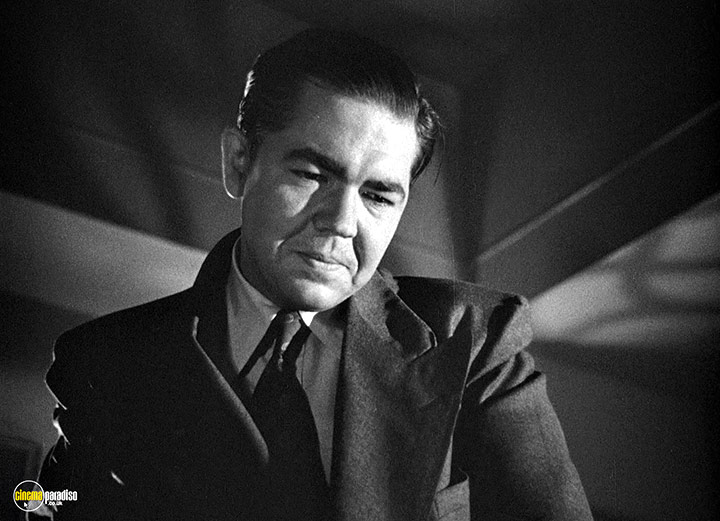 A still #58 from Dead Reckoning (1947)