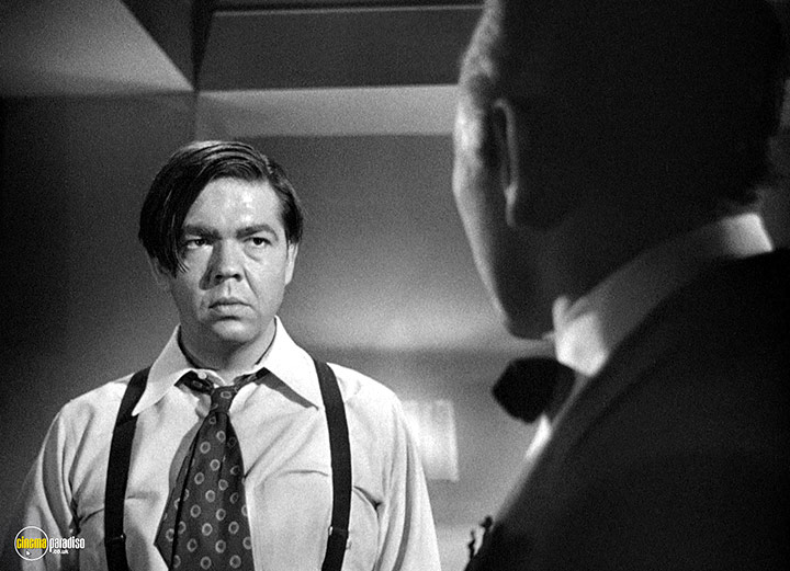 A still #60 from Dead Reckoning (1947)