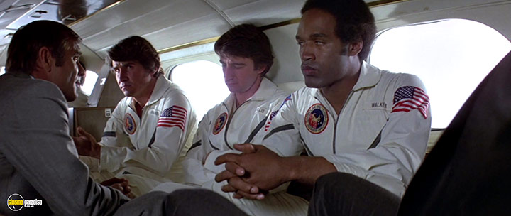 A still #43 from Capricorn One (1977)