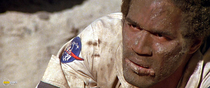A still #31 from Capricorn One (1977)