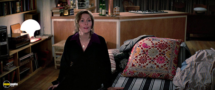 A still #2 from Three Days of the Condor (1975)
