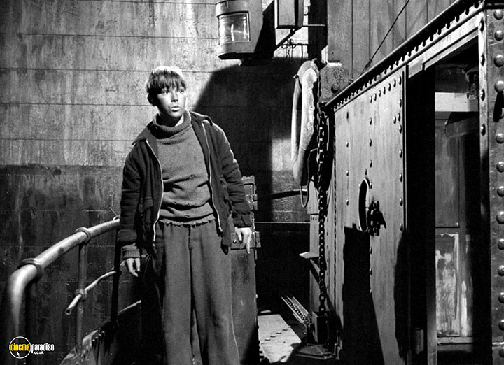 A still #4 from The Maggie (1954)