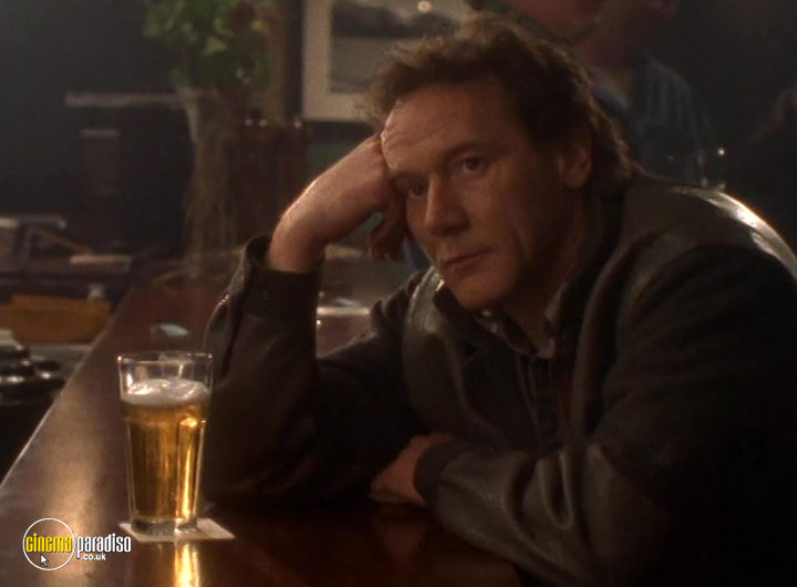 A still #30 from The Outer Limits: Series 2 (1996)