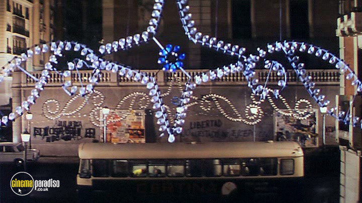 A still #3 from Live Flesh (1997)