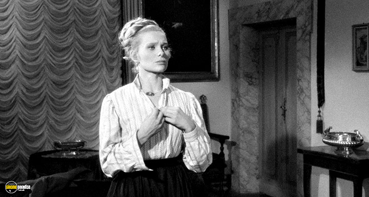 A still #22 from Lady Morgan's Vengeance (1965)