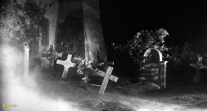 A still #18 from Lady Morgan's Vengeance (1965)