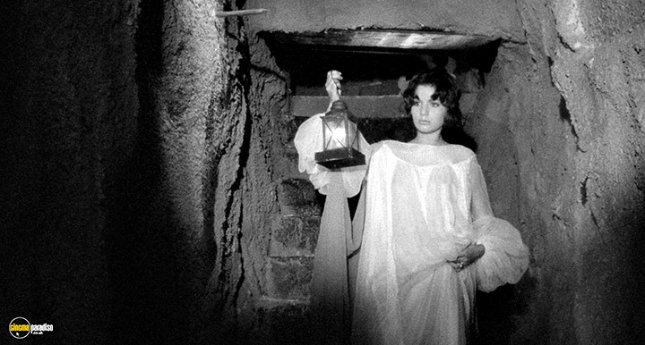 A still #5 from Lady Morgan's Vengeance (1965)
