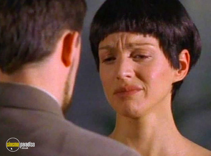 A still #24 from The Outer Limits: Series 6 (2000)