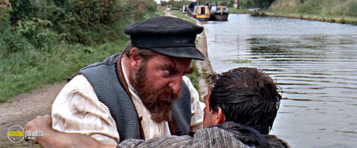 A still #18 from The Bargee (1964)