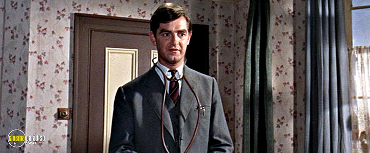A still #11 from The Bargee (1964)