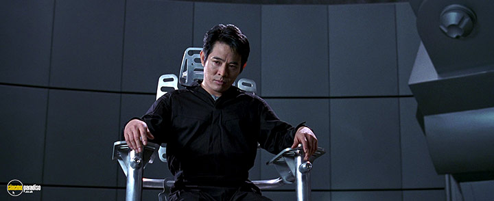 A still #41 from The One (2001)