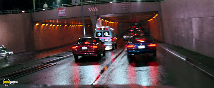 A still #104 from Eraser (1996)