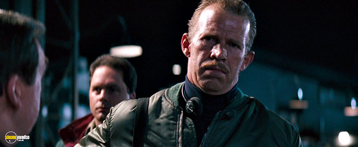 A still #85 from Eraser (1996)