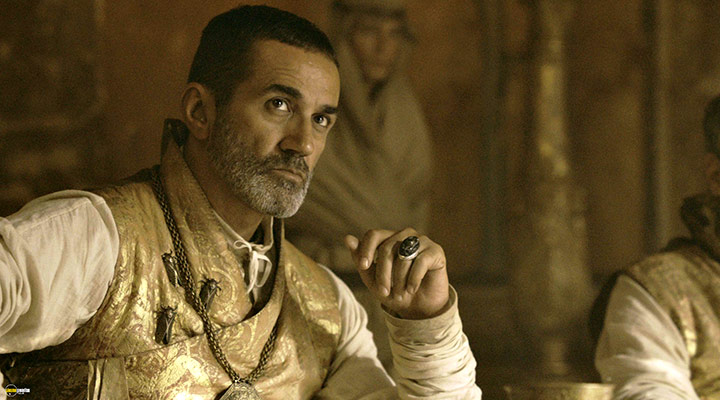 A still #71 from Game of Thrones: Series 2 (2012)