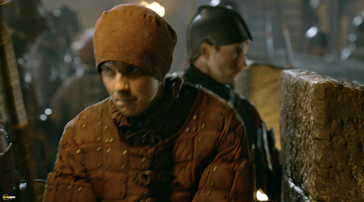 A still #101 from Game of Thrones: Series 2 (2012)