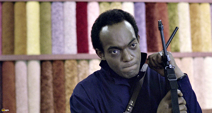 A still #23 from Dawn of the Dead (1978)