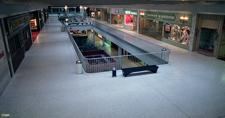 A still #17 from Dawn of the Dead (1978)