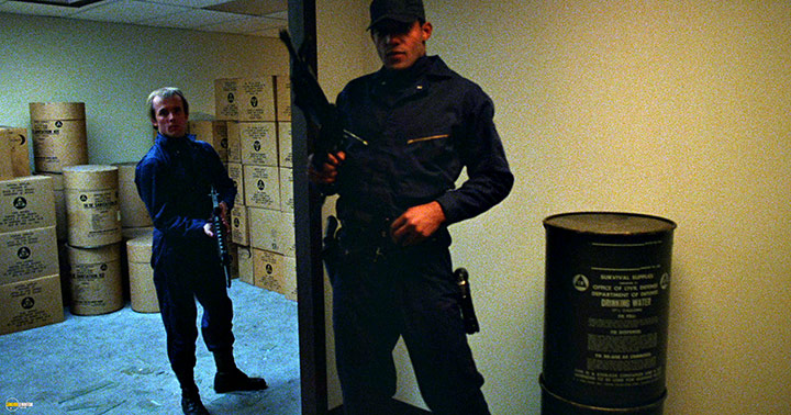 A still #20 from Dawn of the Dead (1978)