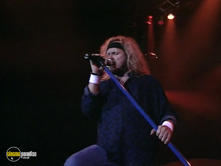 A still #49 from Lynyrd Skynyrd: Live from Steel Town (1997)