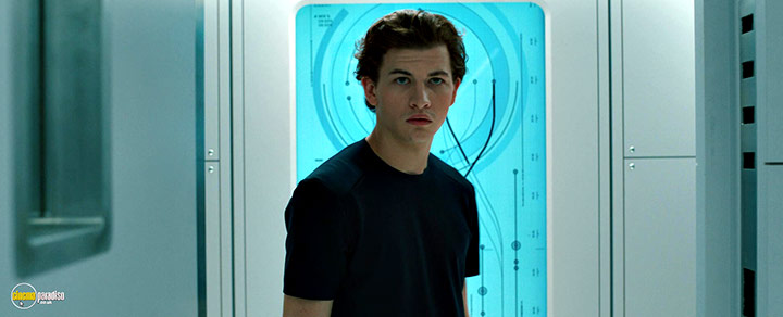 A still #45 from Voyagers (2021)