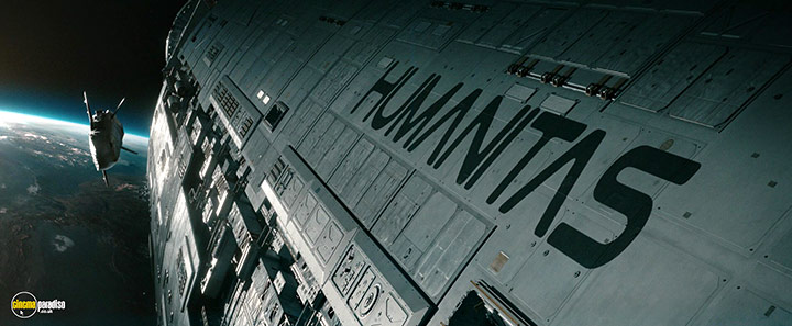 A still #30 from Voyagers (2021)
