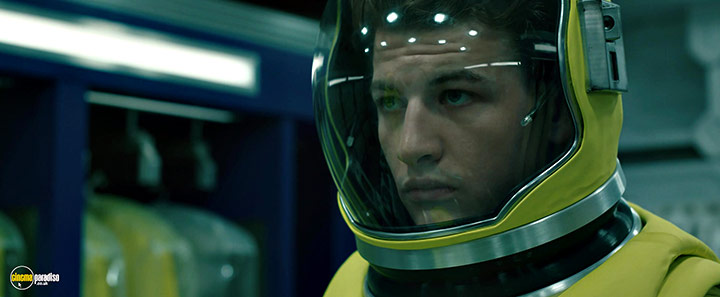 A still #2 from Voyagers (2021)