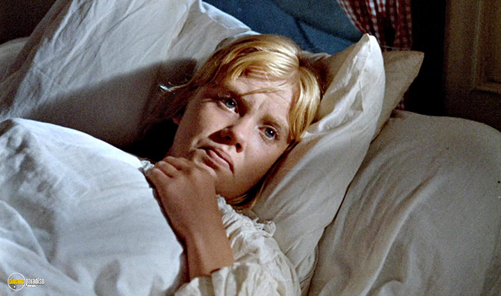 A still #41 from Sky West and Crooked (1966)