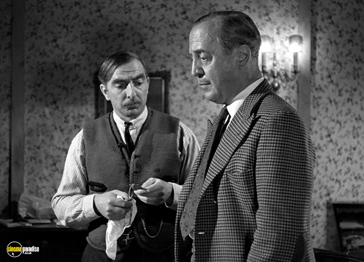 A still #77 from The Galloping Major (1951)