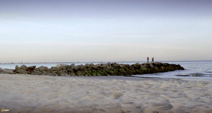 A still #89 from Requiem for a Dream (2000)