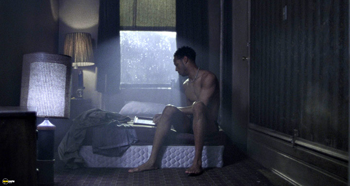 A still #102 from Requiem for a Dream (2000)