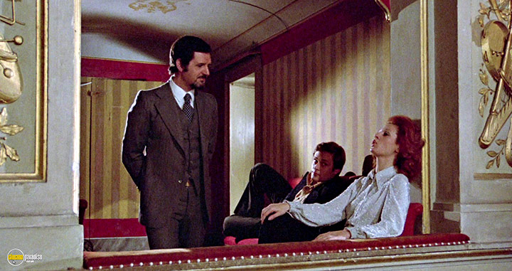 A still #31 from The Killer Reserved Nine Seats (1974)