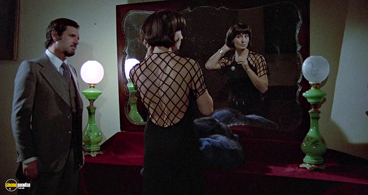 A still #13 from The Killer Reserved Nine Seats (1974)