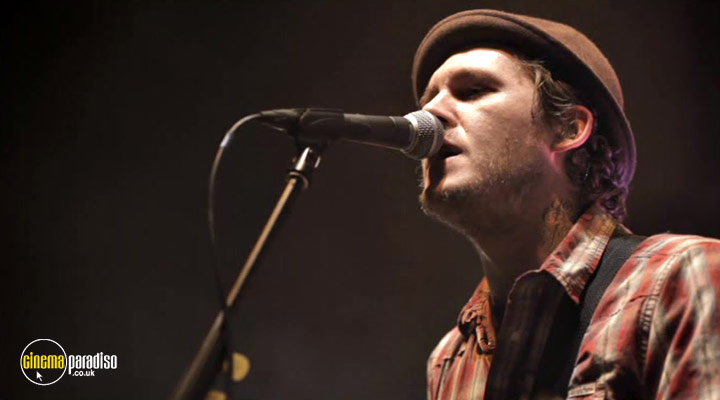 A still #35 from The Gaslight Anthem: Live in London (2013)