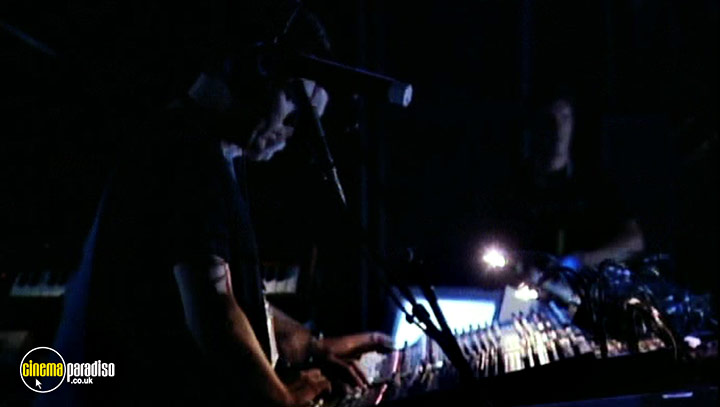 A still #33 from Underworld: Live: Everything, Everything (1999)