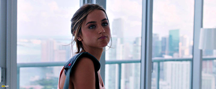 A still #66 from War Dogs (2016)